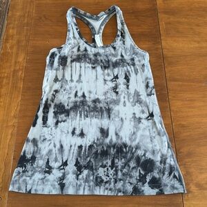 Lululemon tie-dye tank top